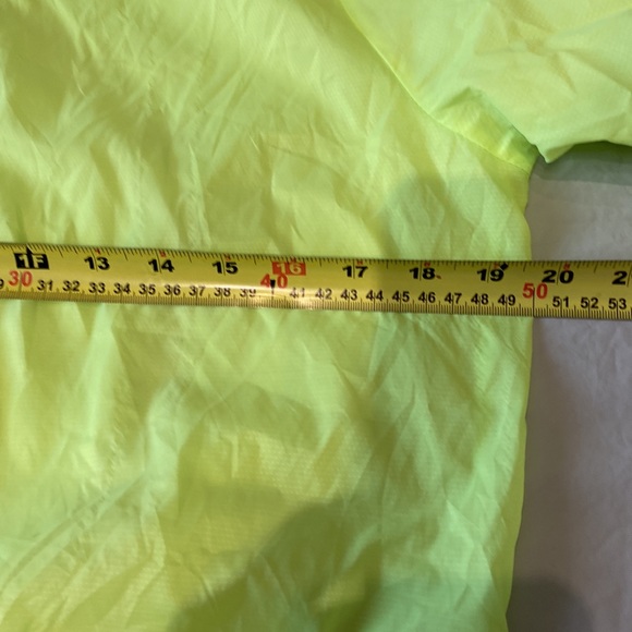 Humbgo Sunproof Rain Resistant Running Jacket - Picture 7 of 8